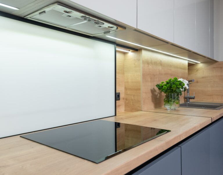How to clean an induction hob