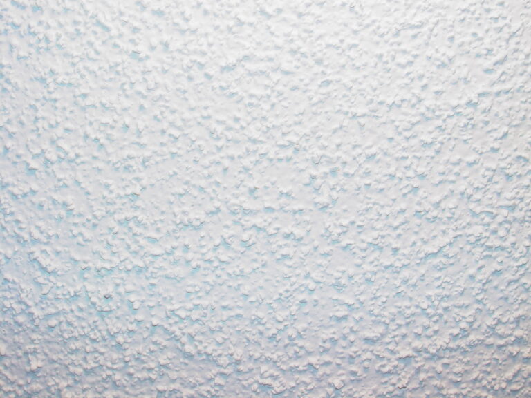 How to remove dust from popcorn ceiling