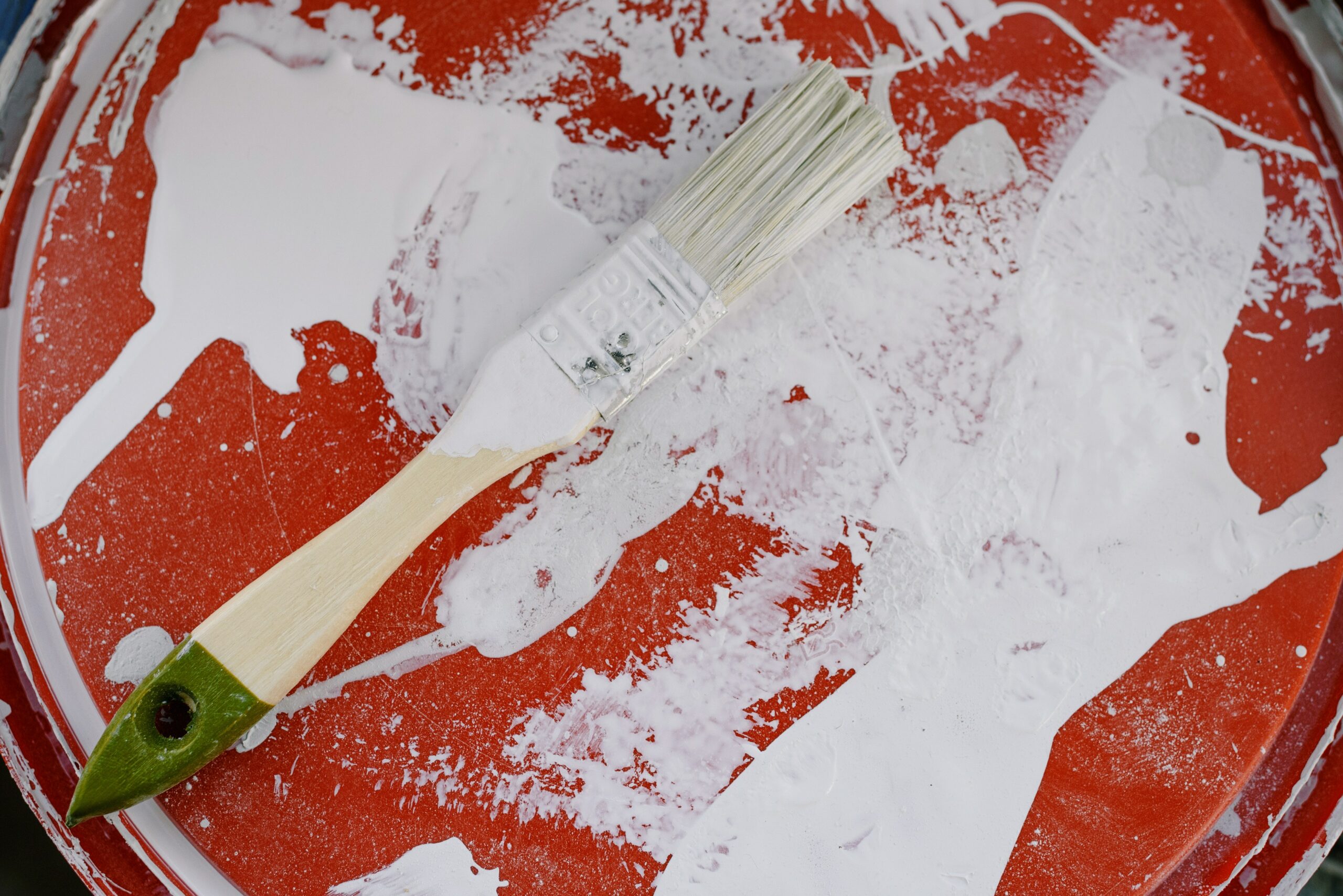 How to remove paint from plastic